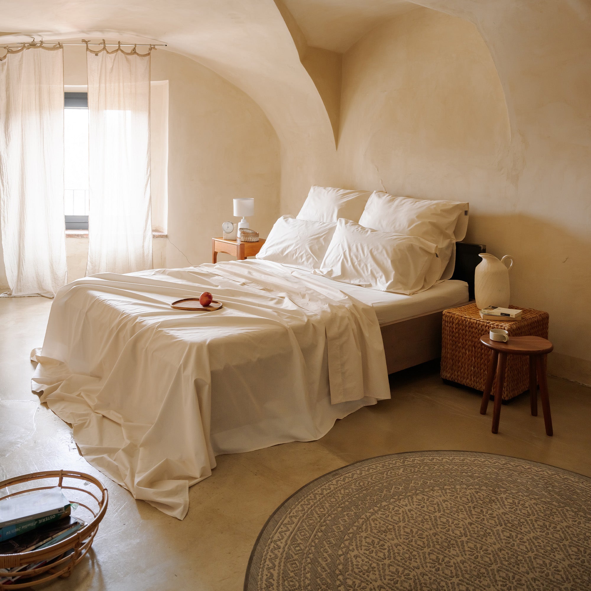 Completo letto bianco misura francese con 2 federe per Hotel